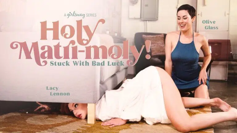Atascada con mala suerte – Lacy Lennon y Olive Glass